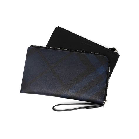 burberry wristlet wallet